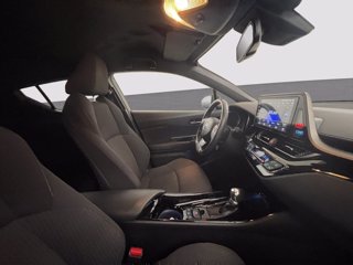 TOYOTA C-HR 1.8h Trend 2wd e-cvt